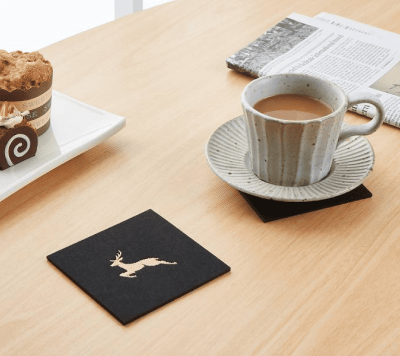 Салфетка для сервировки Андасиб черный/золотой 420175_1