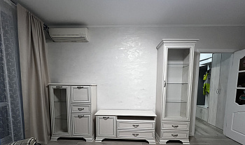 Тумба-витрина Tiffany вудлайн кремовый 1V2D1S